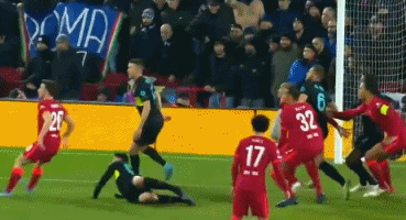 约克：理解有球迷对曼联建新球场不满，但现实是时代会变化