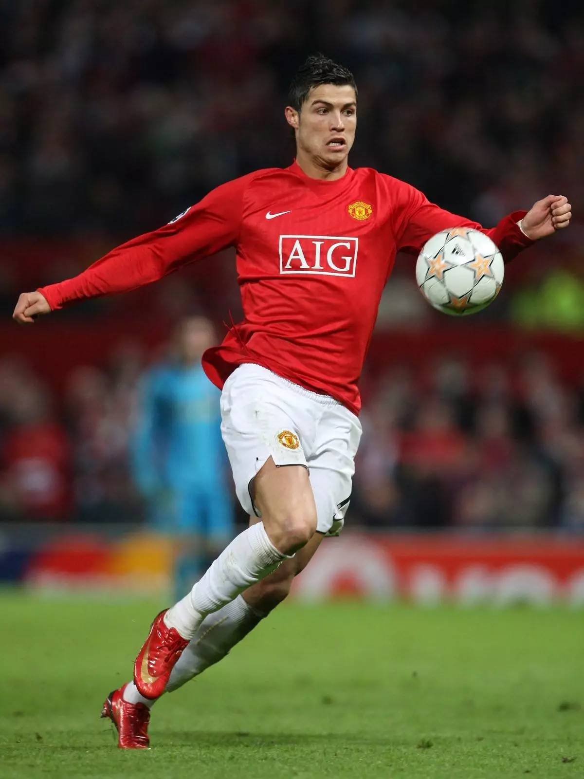 西媒：国米寻索默接班人并派球探考察皇马门将卢宁，或明夏报价