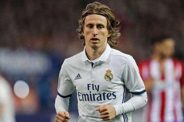 篮球火箭全队手感低迷，全场仅得85分