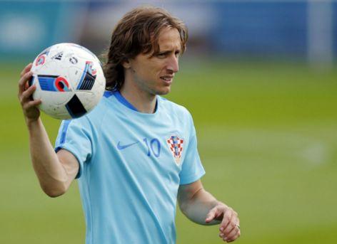 国安新体育总监中文名叫马永明，此前曾担任拜仁亚太区体育总监