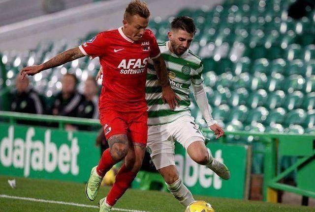 现出职业态 现出职业态